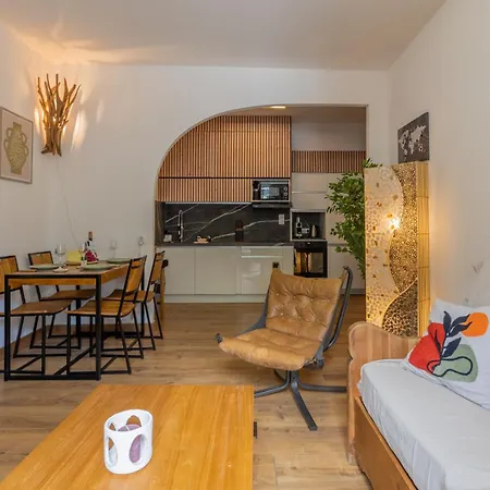 Chez Aline Chic 1br W/ Brevent Views - Happy